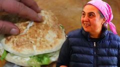 Öğrenci Dostu Aysel Abla’nın Yerinde Bazburger Yedim