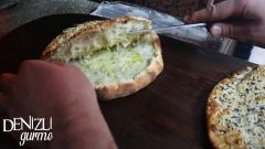 80 Yıldır Küflü Peynir İle Yağ Somunu Yapıyorlar